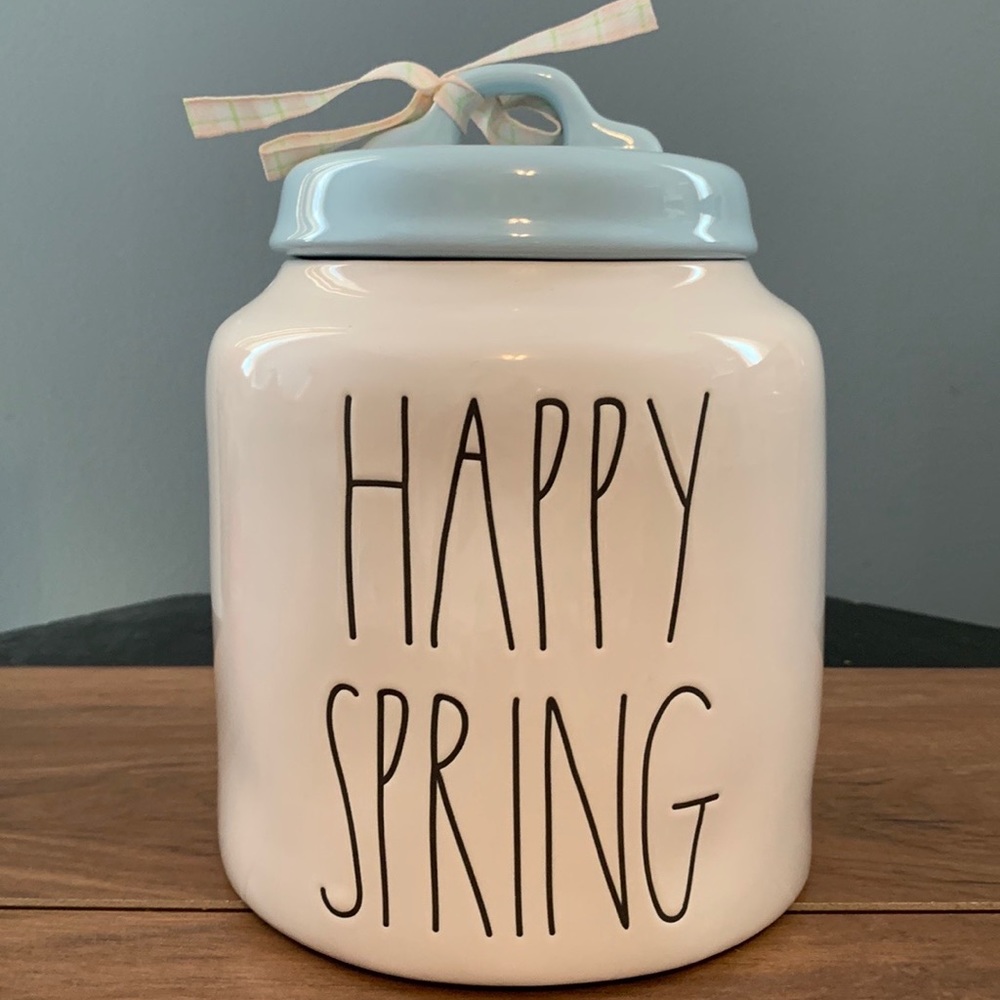 🤩 Rae Dunn “Happy Spring” Canister